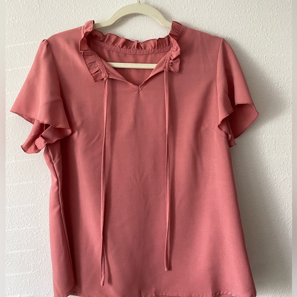 SHEIN Pink Ruffle Short Sleeve Top Size Large